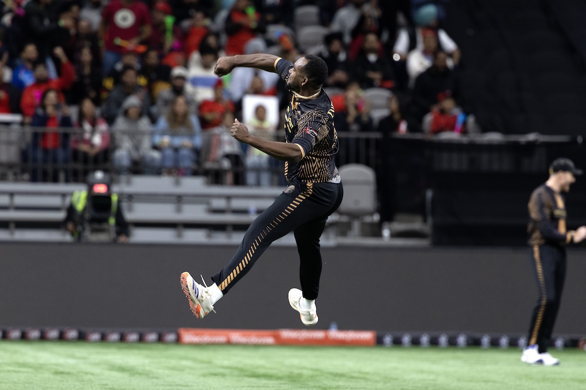 Canada Super 60 Final — Montreal Royal Tigers vs Brampton Blitz — photo 8